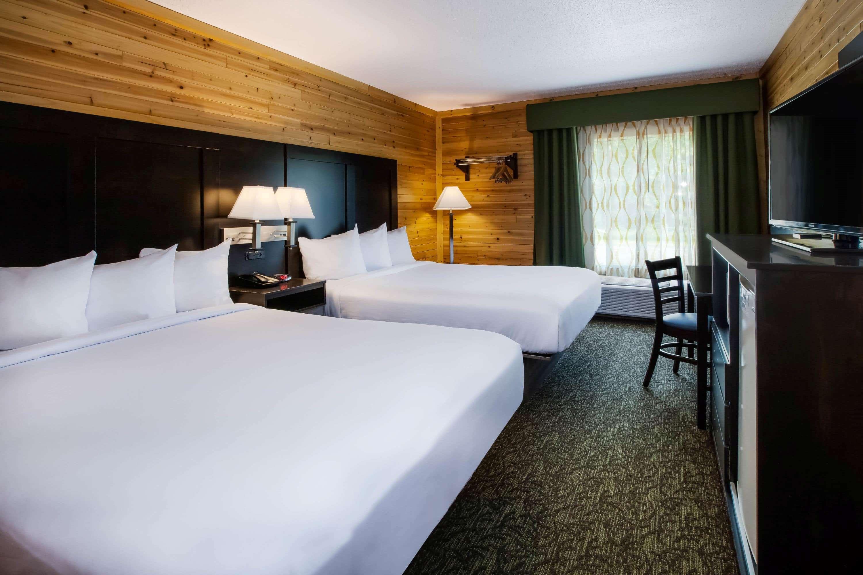 Days Inn By Wyndham Cadillac Extérieur photo